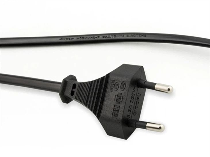 10A 2M 2 Pin Power Plug